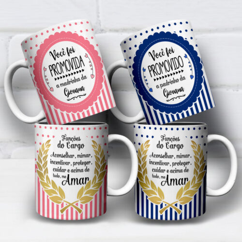 Arte digital para caneca promovida a madrinha e padrinho em rosa e azul com lista de funções do cargo e espaço para nome