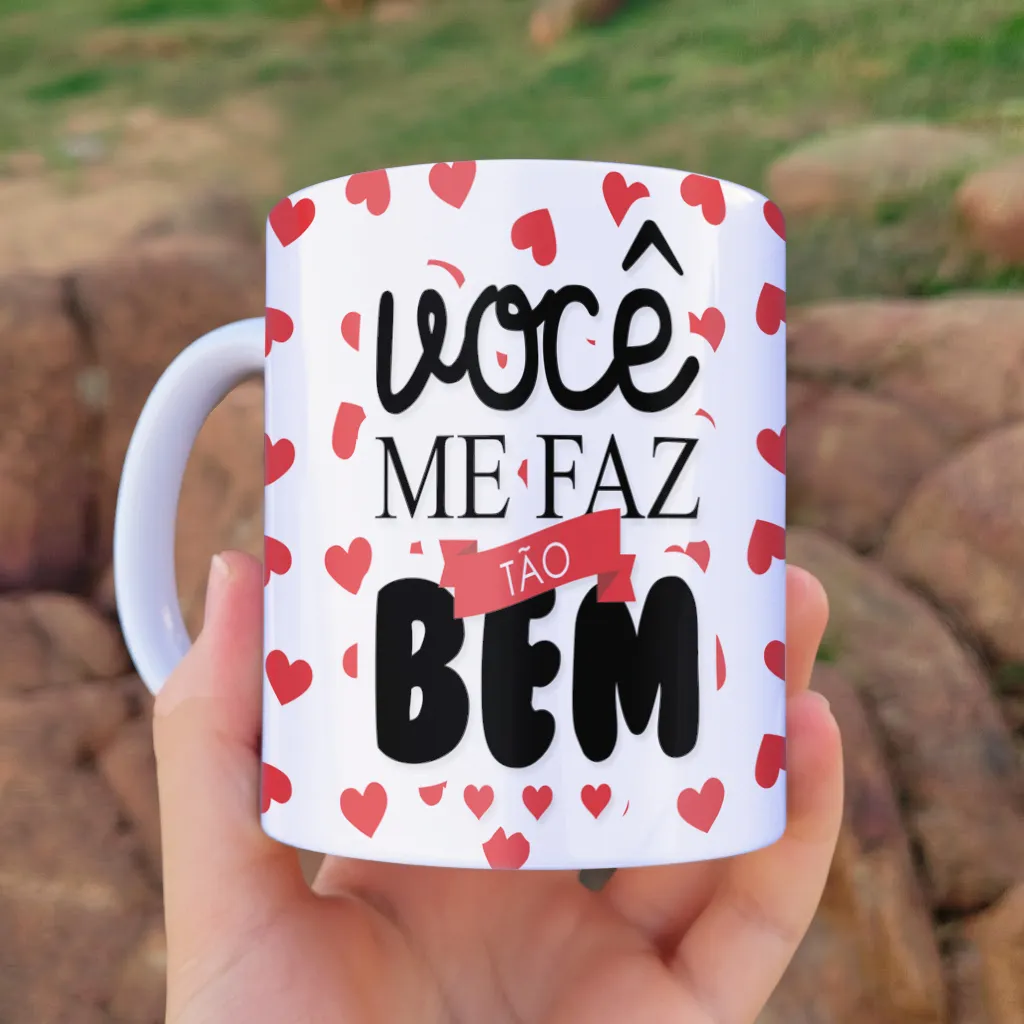 arte para caneca namorados você me faz tão bem fundo branco com corações vermelhos