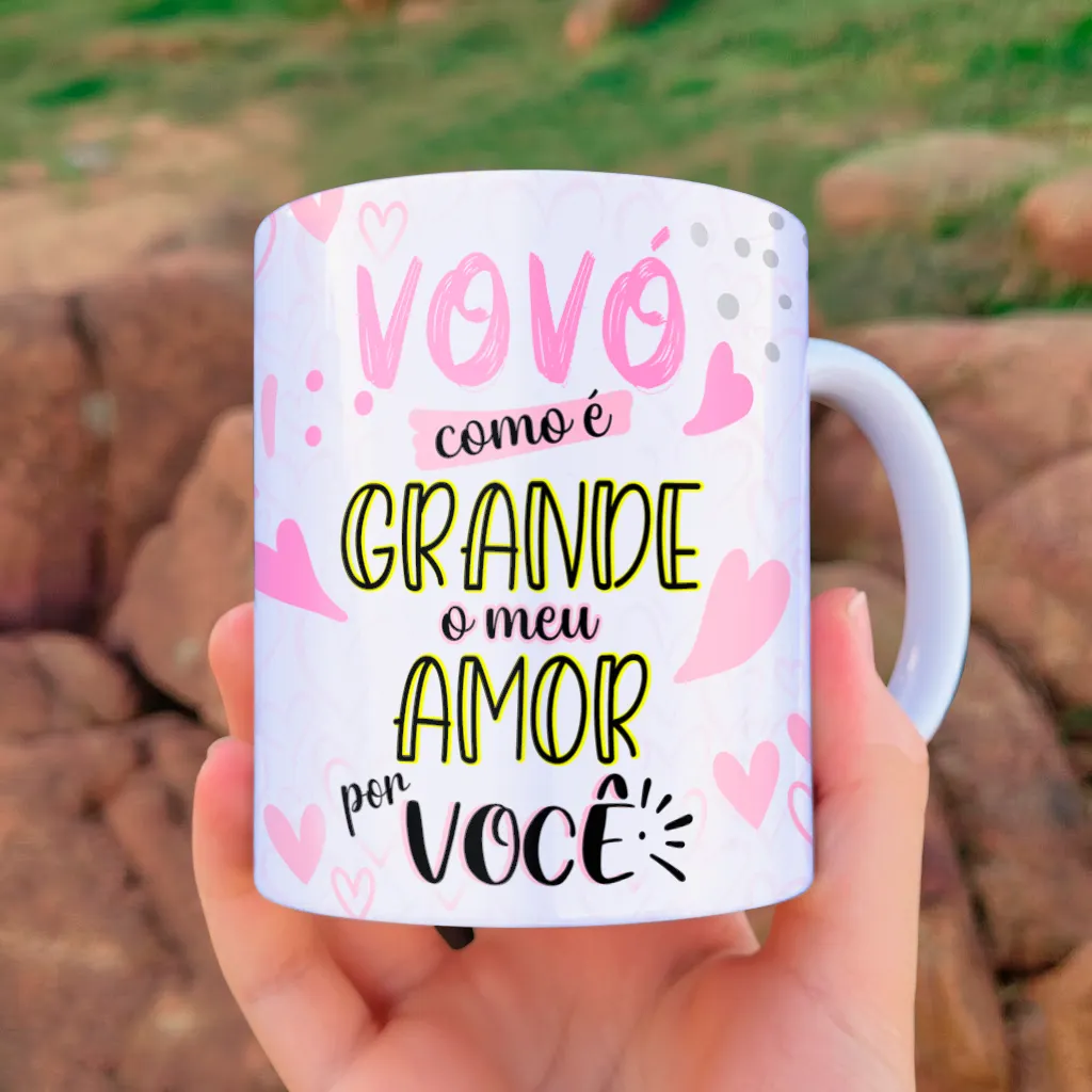 arte para caneca vovó como é grande o meu amor por você, com corações suaves em tons de rosa