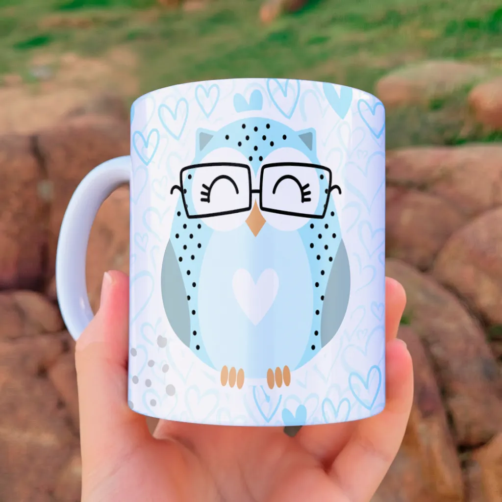 arte para caneca vovô coruja com óculos e coração, versão azul, com frase de homenagem para os avôs